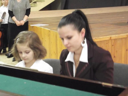 Gabika és Anita néni